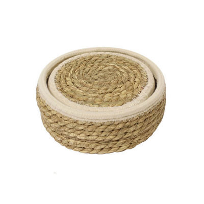 Leaf & Loom Set Of 6 Cream Border Seagrass Coasters In Basket