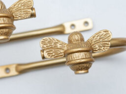 Brass bee Bee Curtain Holdbacks - Gold Finish - thumbnail 4