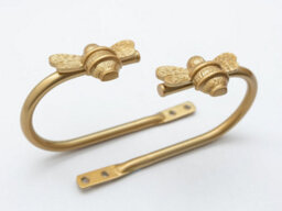 Brass bee Bee Curtain Holdbacks - Gold Finish - thumbnail 2