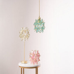 Valuelights Charles Gold Table Lamp With Clear Flower Shade - thumbnail 4