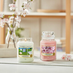 Yankee Candle Original Large Jar Scented Candle Cherry Blossom, 623G - thumbnail 3