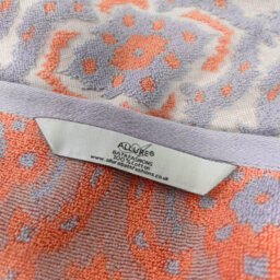 Allure Bath Fashions Luxury Ikat Sculpted Patterned Hand Towel - thumbnail 2