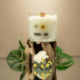 Serenityy Agnes + Cat Botanical Soy Wax Candle - Windermere - thumbnail 4
