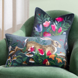 Wylder Wild Garden Posies Velvet Piped Feather Rich Cushion - thumbnail 6