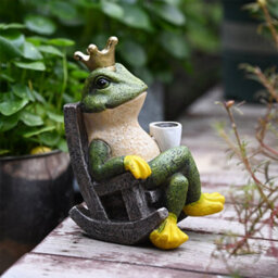 Thehotsale Frog Prince Figurine Resin Cute Figurine Statue Tabletop Bedroom Ornament Room Decor
