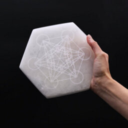 Hexagonal Selenite Charging Plate With Direction & Decision Design - thumbnail 3