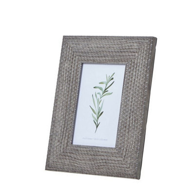 Hill Interiors Woven Photo Frame 4 X 6 - Wood - L1 X W19 X H24 Cm - Grey - image 1