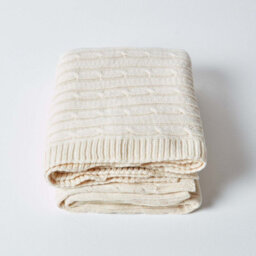 Homescapes Cotton Cable Knit Throw, Natural, 130 X 170 Cm - thumbnail 3