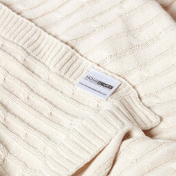 Homescapes Cotton Cable Knit Throw, Natural, 130 X 170 Cm - thumbnail 9