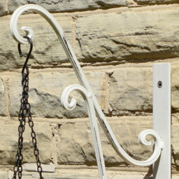 Dibor Country Cream Outdoor Garden Bird Feeder Hanging Wall Bracket - thumbnail 2