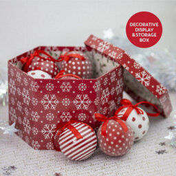 The Christmas Workshop 70889 Set Of 14 Red & White Snowflake Christmas Baubles  - thumbnail 5