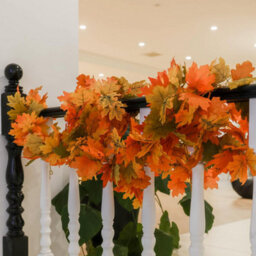 CLEFFNS 6Pcs Simulated Maple Leaf Vine 1.75M Autumn Christmas Wall Decoration Artificial Green Plants Silk Flowers For Thanksgiving Decor - thumbnail 5