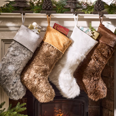 Dibor Set Of 4 Traditional Beresford Mix-Match Faux Fur Xmas Gift Decoration Christmas Stocking For Kids - image 1