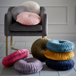 Catherine Lansfield Round Cushion Soft Touch 40X40Cm Cushion Mustard Yellow - thumbnail 3