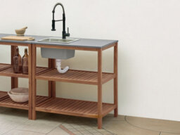 Beliani Outdoor Kitchen Island With Sink Brucoli Acacia Wood Brown/ Black - thumbnail 2
