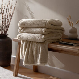 furn. Furn Kallu Double-Sided Faux-Fur Throw, Natural, 130 X 180Cm - thumbnail 3