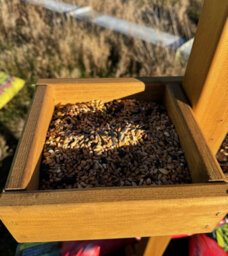 Simply Wood Camden Bird Table Slate Roof With Free Bird Seed - thumbnail 9