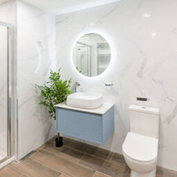 Bellara 600mm Round Backlit Led Mirror With Demister - thumbnail 2