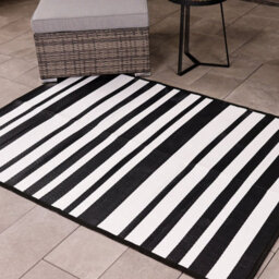 Charles Bentley Stripe Waterproof Rug Indoor/outdoor Black 120X170Cm - thumbnail 4