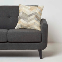 Homescapes Chevron Cream & Grey Leather Cushion 45 X 45 Cm - thumbnail 2