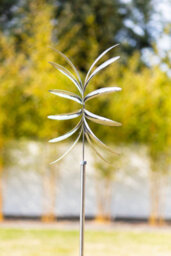 Home 2 Garden Modern Starburst Wind Dancer On Stake - thumbnail 4