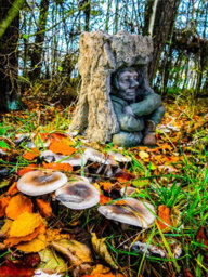 Pixie Goblin Garden Birdbath Ornament - thumbnail 6