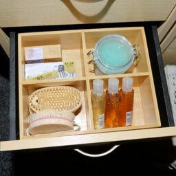Wickerfield Natural Bamboo 4 Compartment Storage Organiser H30 X W24.5 X D9.5Cm - thumbnail 3