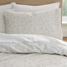 Bianca Bedding Shadow Leaves 200 Thread Count Cotton Reversible Super King Duvet Cover Set With Pillowcases Natural - thumbnail 3