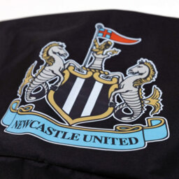 icon Official Newcastle United Bean Bag Chair, Water Resistant Recliner Beanbag For Indoor Outdoor Use Filling Included - thumbnail 8