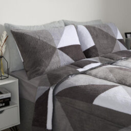 OHS Geometric Teddy Fleece Coverless Duvet Bedding Set 10.5 Tog, Grey - King - thumbnail 3