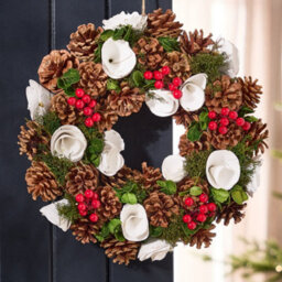 Dibor 35Cm White Berries And Roses Xmas Festive Decor Front Door Wreath Christmas Wreath - thumbnail 2