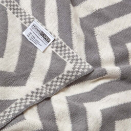 Homescapes Grey Chevron Cotton Knitted Throw, 130 X 170 Cm - thumbnail 7