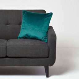 Homescapes Green Filled Velvet Cushion With Piped Edge 46 X 46 Cm - thumbnail 2