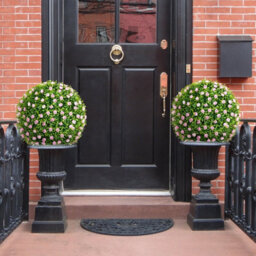 Costway 2 Pcs Artificial Plant Topiary Balls 37Cm Faux Decorative Balls W/ Pink Flowers - thumbnail 4