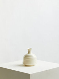 Orsina Contemporary Cream Small Ribbed Ceramic Vase, Durable Floral Vase, Easily Maintained Stoneware Flower Vase - thumbnail 4
