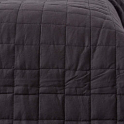 Homescapes Cotton Quilted Reversible Bedspread Black & Grey, 230 X 250 Cm - thumbnail 3
