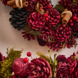 Dibor Cinnamon Pinecone 36Cm Christmas Wreath And 1.05M Garland For Front Door Décor - thumbnail 4