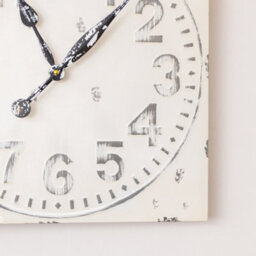 Melody Maison Antique Distressed White Square Clock With Grey Details - 50Cm X 50Cm - thumbnail 3