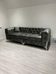 Stratus Interiors Italian Luxury Chesterfield Plush Velvet Sofa, Deep Button Tufted Living Room Statement Sofa With Gold Legs - Blue - 2 Seater - thumbnail 6