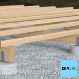 "SS8 U Shape Post Support Size: 121mm (4.8"") Silver ( Pack Of: 2 ) Base Bracket Heavy Duty Concrete-In Fence, Decking Anchor" - thumbnail 3