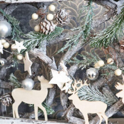 Shatchi Christmas Pre-Lit Warm White Led Frame Tabletop Decoration With Pinecones And Baubles - thumbnail 6