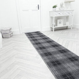 Plaid Indoor/outdoor Hallway Runner Rug - Durable, Reversible & Hardwearing Carpet For Home Or Garden - thumbnail 3