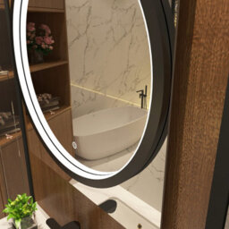 Royal Bathrooms Monaco 600 X 700mm Led Illuminated Black Frame Bathroom Mirror - Touch Sensor - thumbnail 8