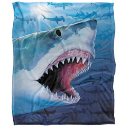 Royce Mcclure Silky Great White Shark Supersoft Blanket Multicoloured (152Cm X 127Cm) - thumbnail 1