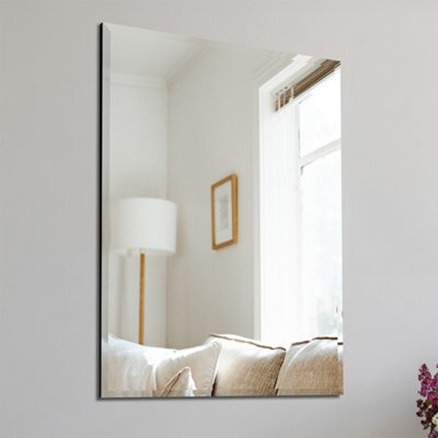 Agenzia 14 Single Bevelled Venetian Wall Mirror 90 X 60Cm - image 1