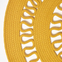 Homescapes Mustard Crochet Braided Rug 90Cm Round - thumbnail 3