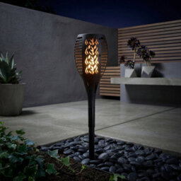 Pluto Packaging 4 X Solar Flaming Torch Garden Light With Realistic Led Flame Effect - thumbnail 1