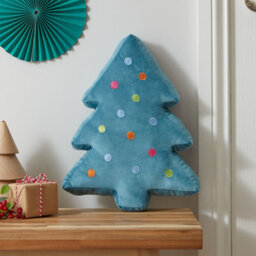 Catherine Lansfield Christmas Tree 40X34Cm 3D Shaped Cushion Green - thumbnail 1