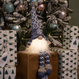 Samuel Alexander 55Cm Battery Operated Light Up Blue Christmas Gonk With Dangly Legs & Snowflake Hat - thumbnail 4