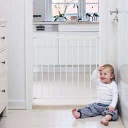 Safetots Top Of The Stairs Screw Fitted Stair Gate, White Metal, 62.5Cm - 106.8Cm, Metal Baby Gate, Safety Barrier - thumbnail 8